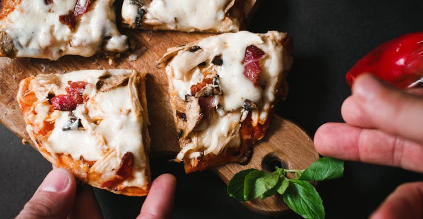 Pizza Romana Perfetta: Ricetta e Cottura nel Forno Pizza 2026